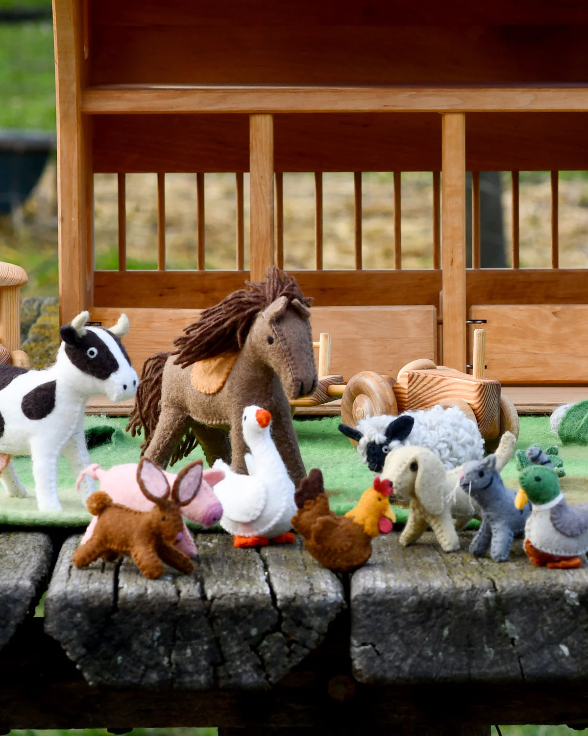 Tara Treasures Felt Farm Animals Toys Set - Set of 10 Toys