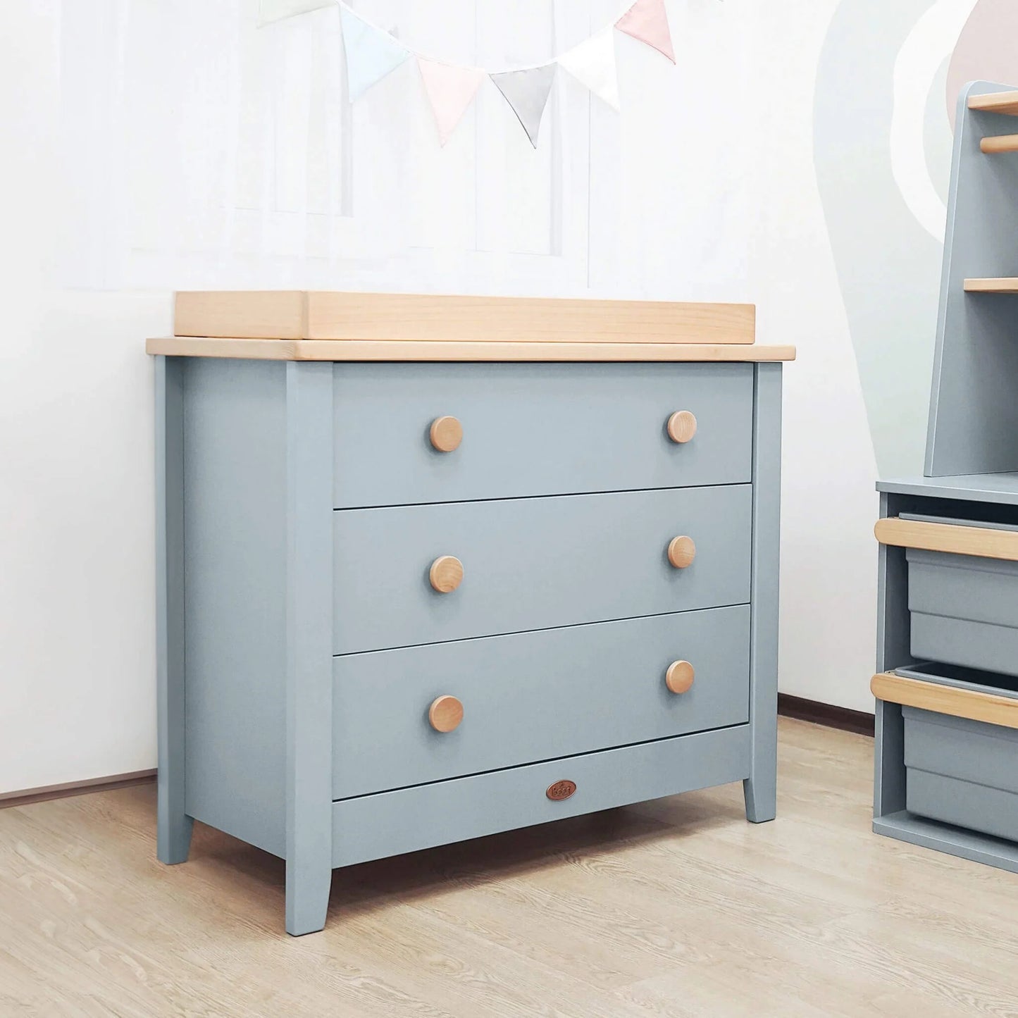 Universal 3 Drawer Chest