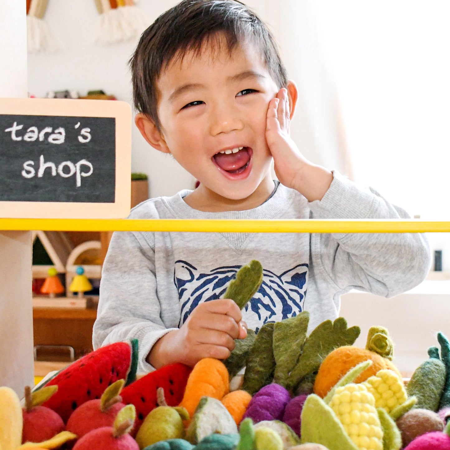 Tara Treasures Felt Vegetables and Fruits Set A - 14 pieces
