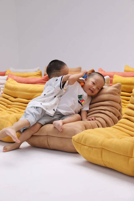 Kid's Caterpillar Single Seater Sofa