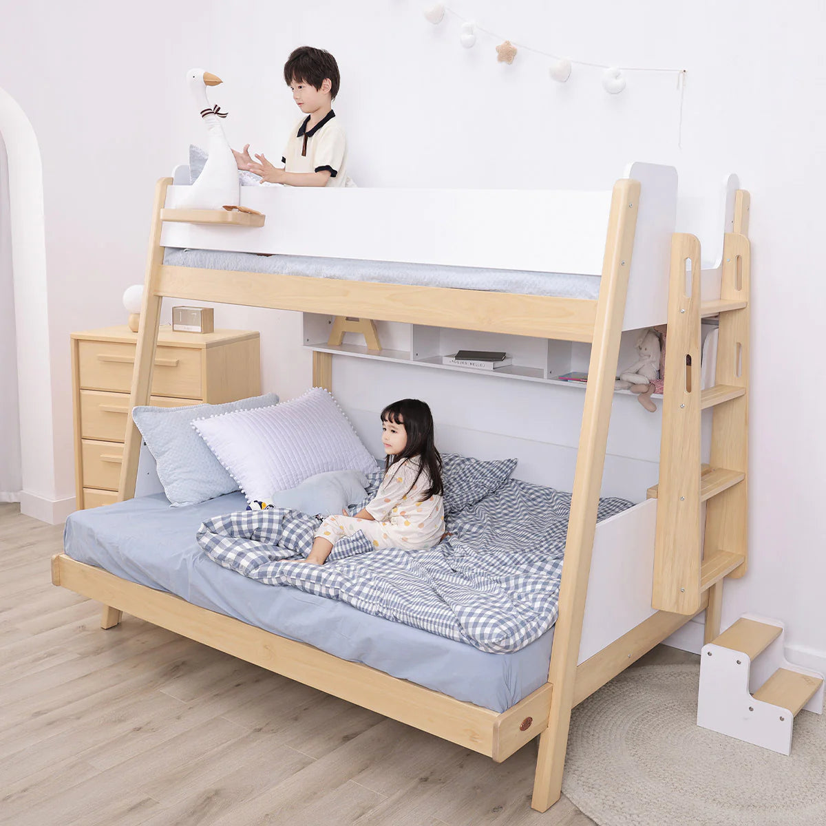 Natty Maxi Bunk Bed With Ladder