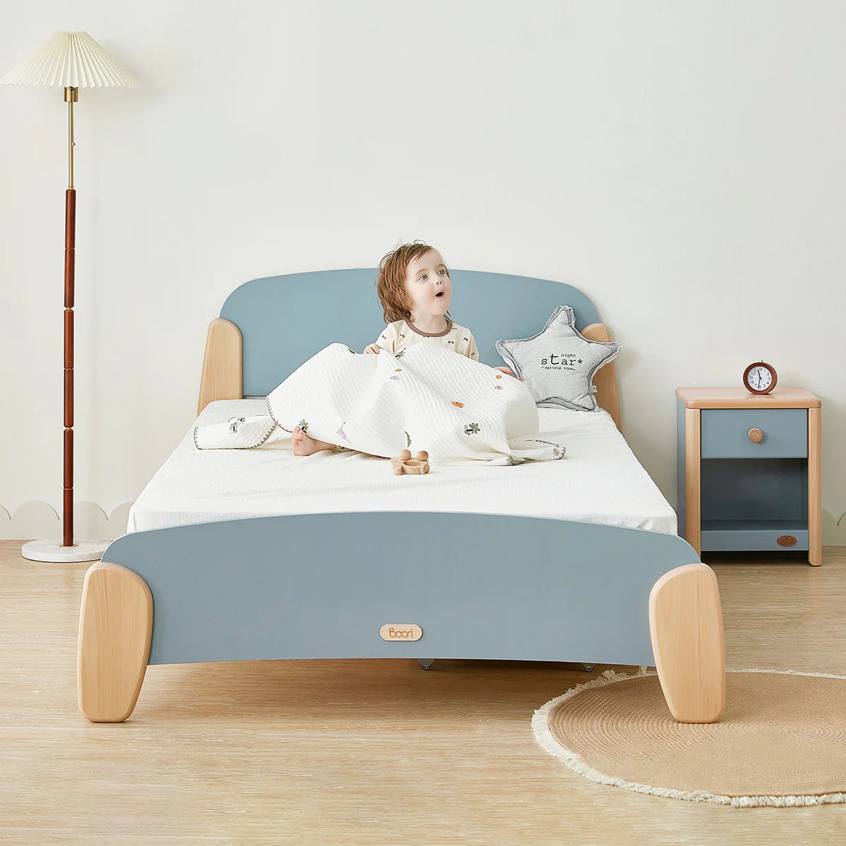 Sunshine Queen Bed
