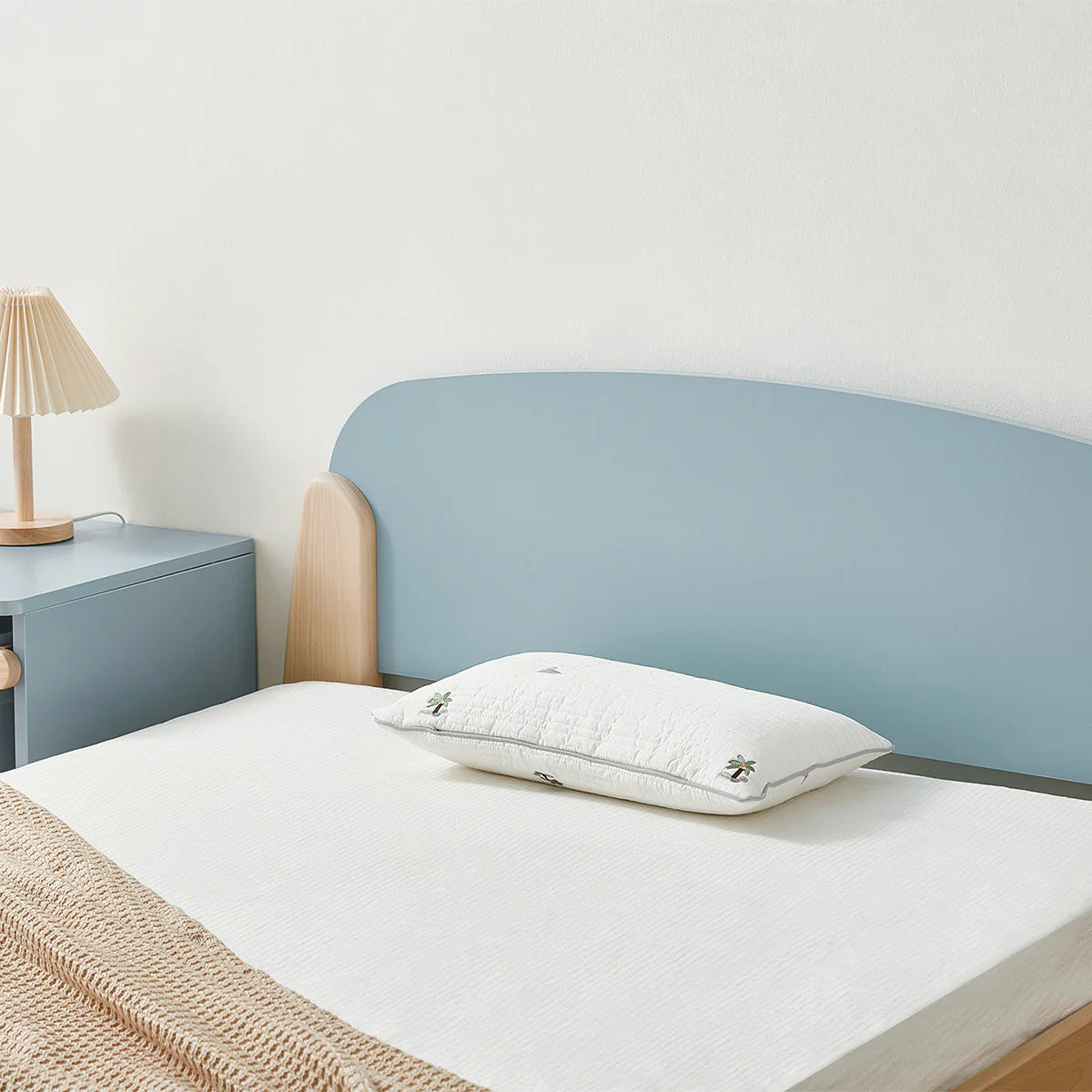 Sunshine Queen Bed