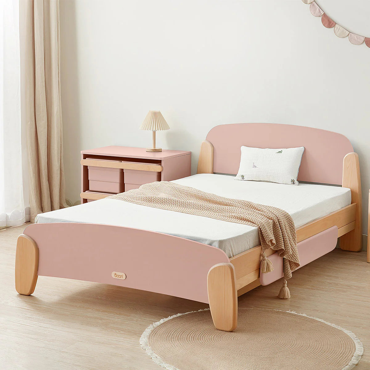 Sunshine Queen Bed