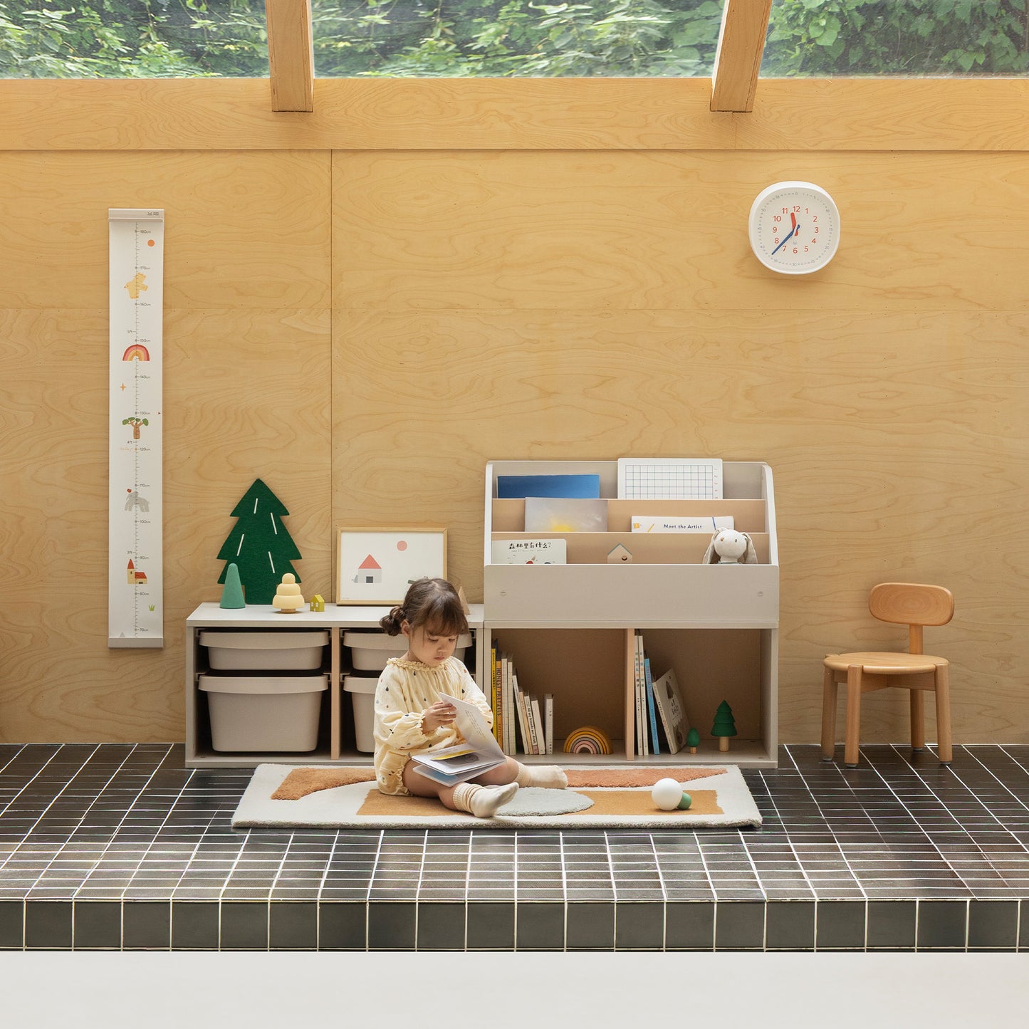 Pupupula Cube Montessori Play Cabinet