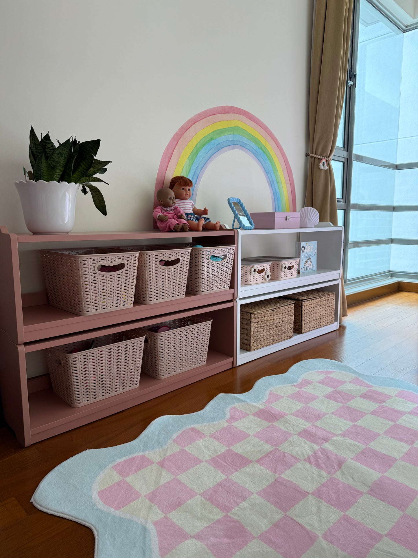 The Jenga Stackable Shelf