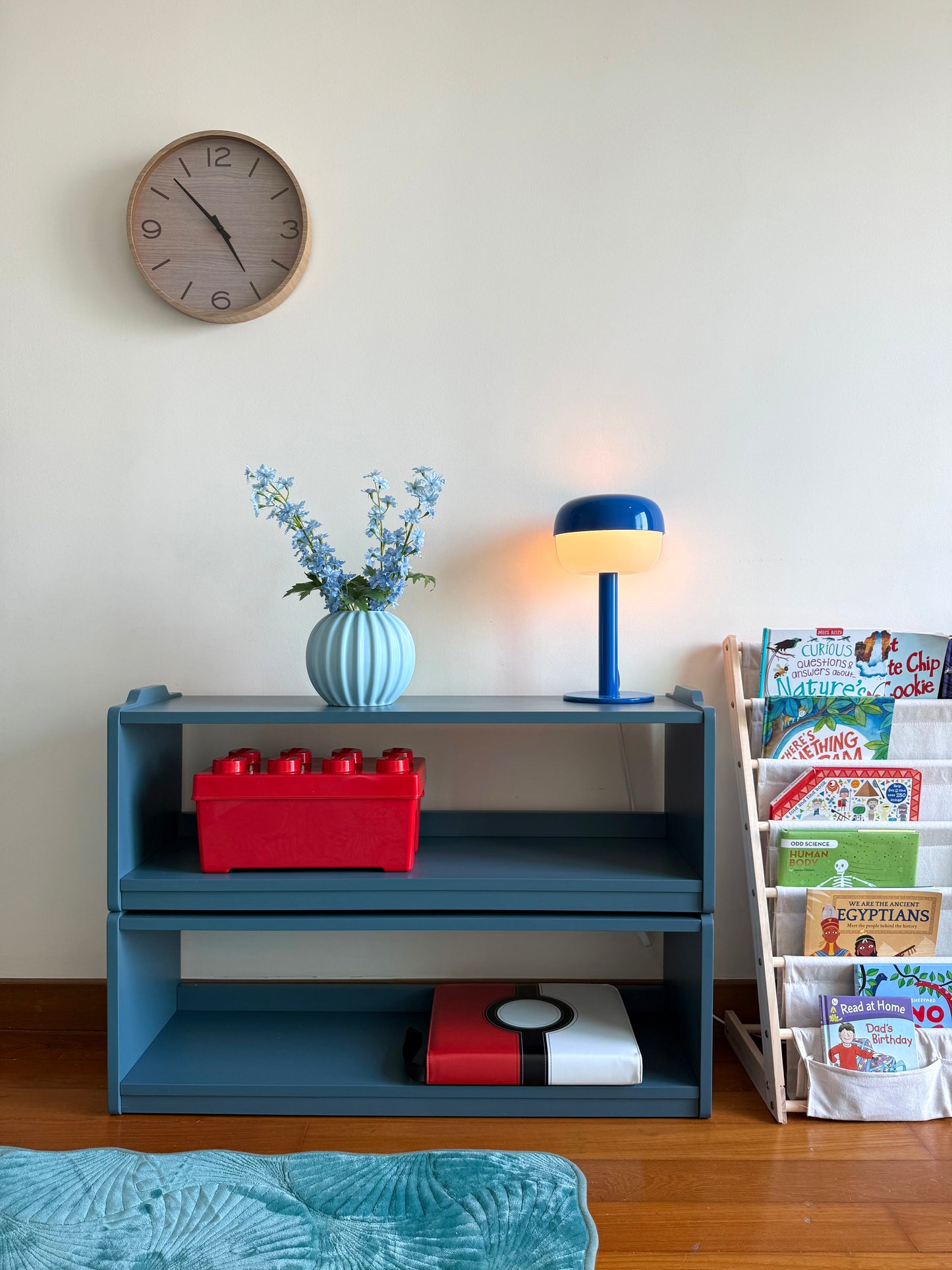 The Jenga Stackable Shelf
