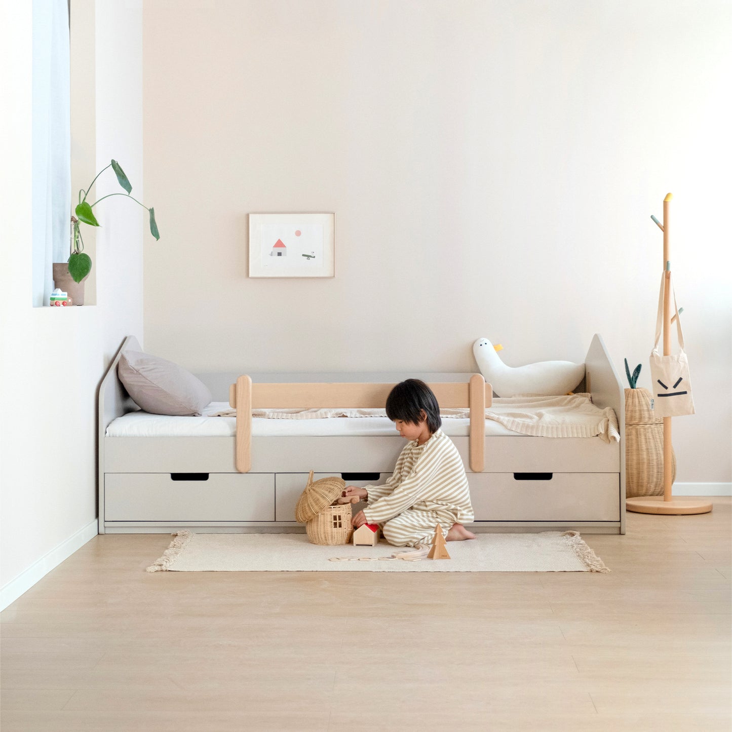 Pupupula Little House Storage Bed