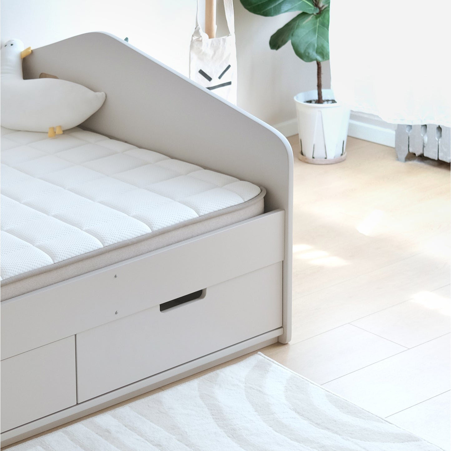Pupupula Little House Storage Bed