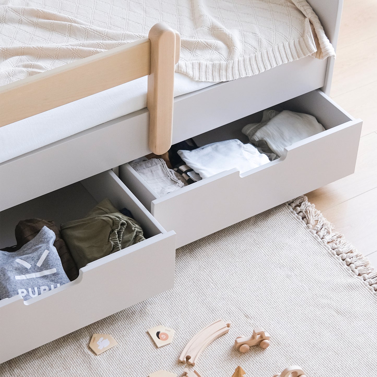 Pupupula Little House Storage Bed