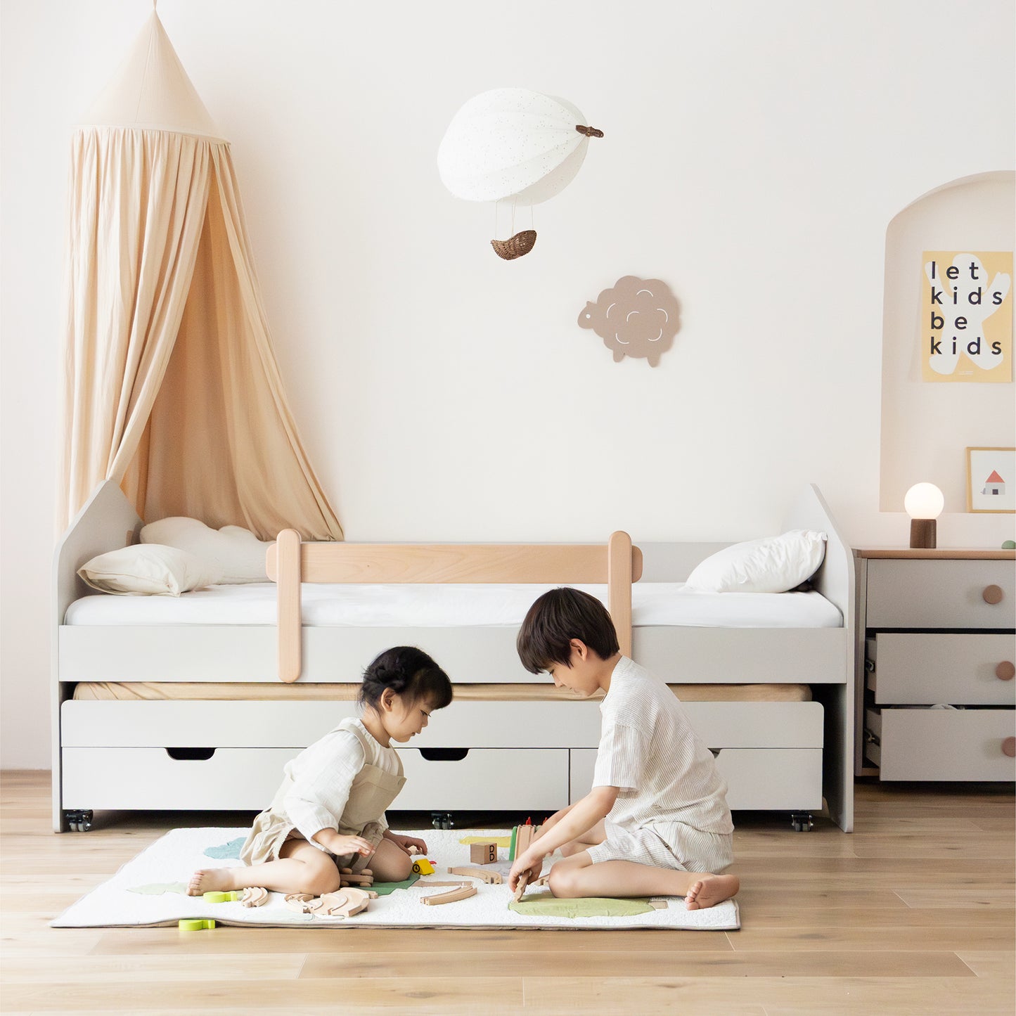 Pupupula Little House Trundle Bed