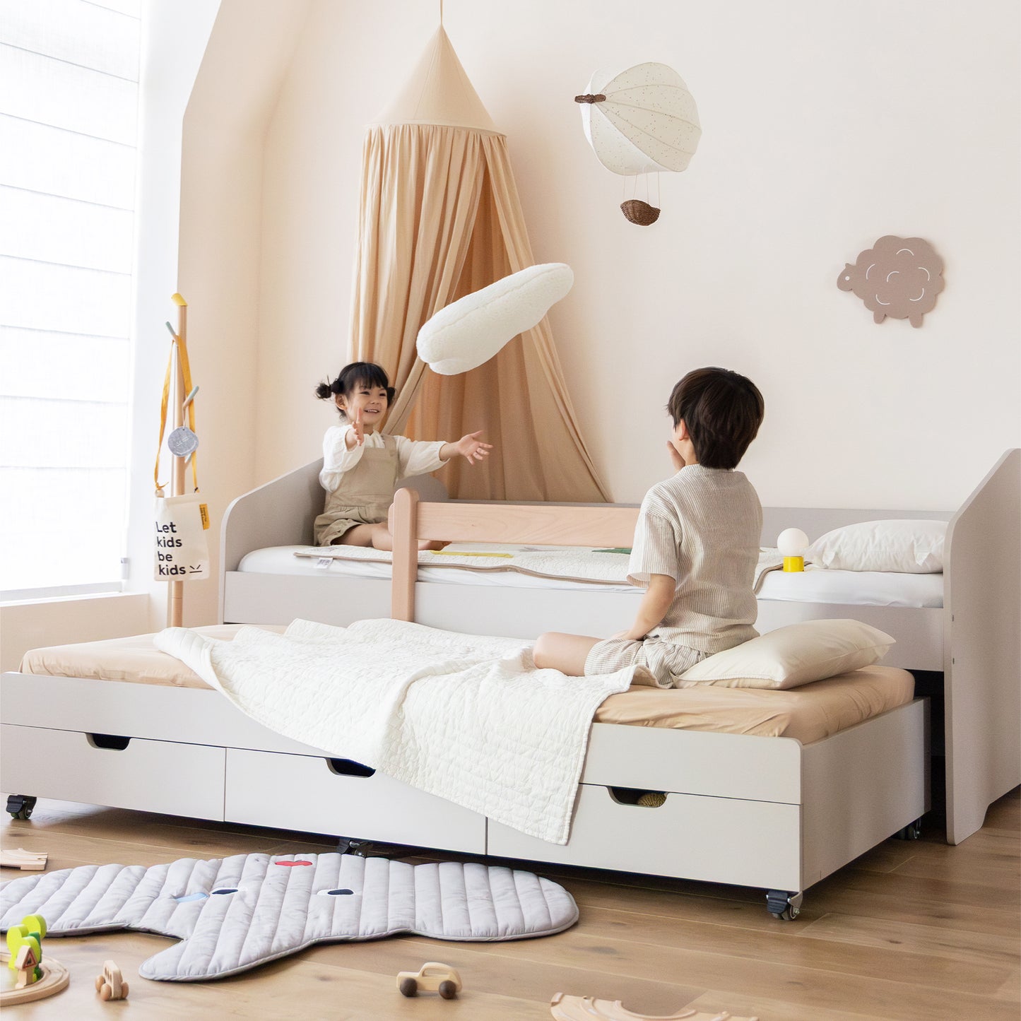 Pupupula Little House Trundle Bed
