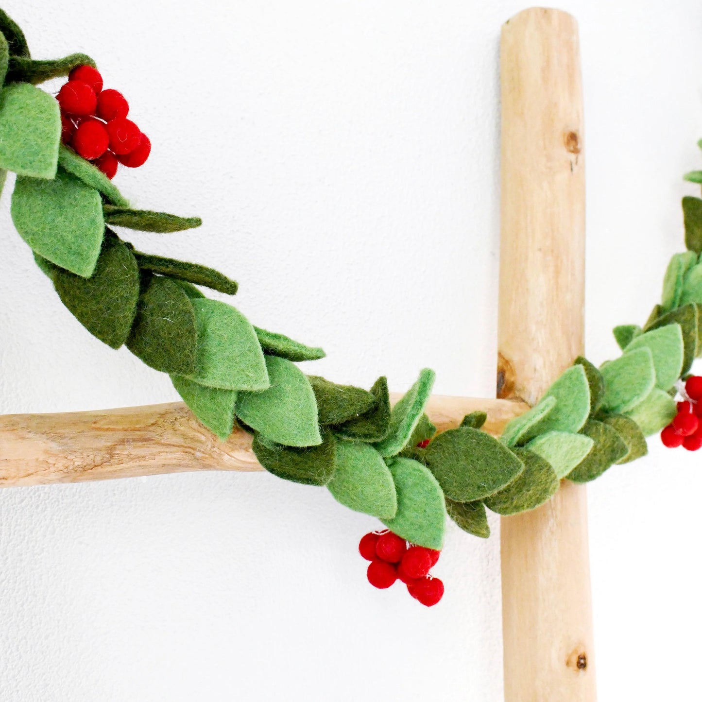 Tara Treasures Holly Christmas Garland