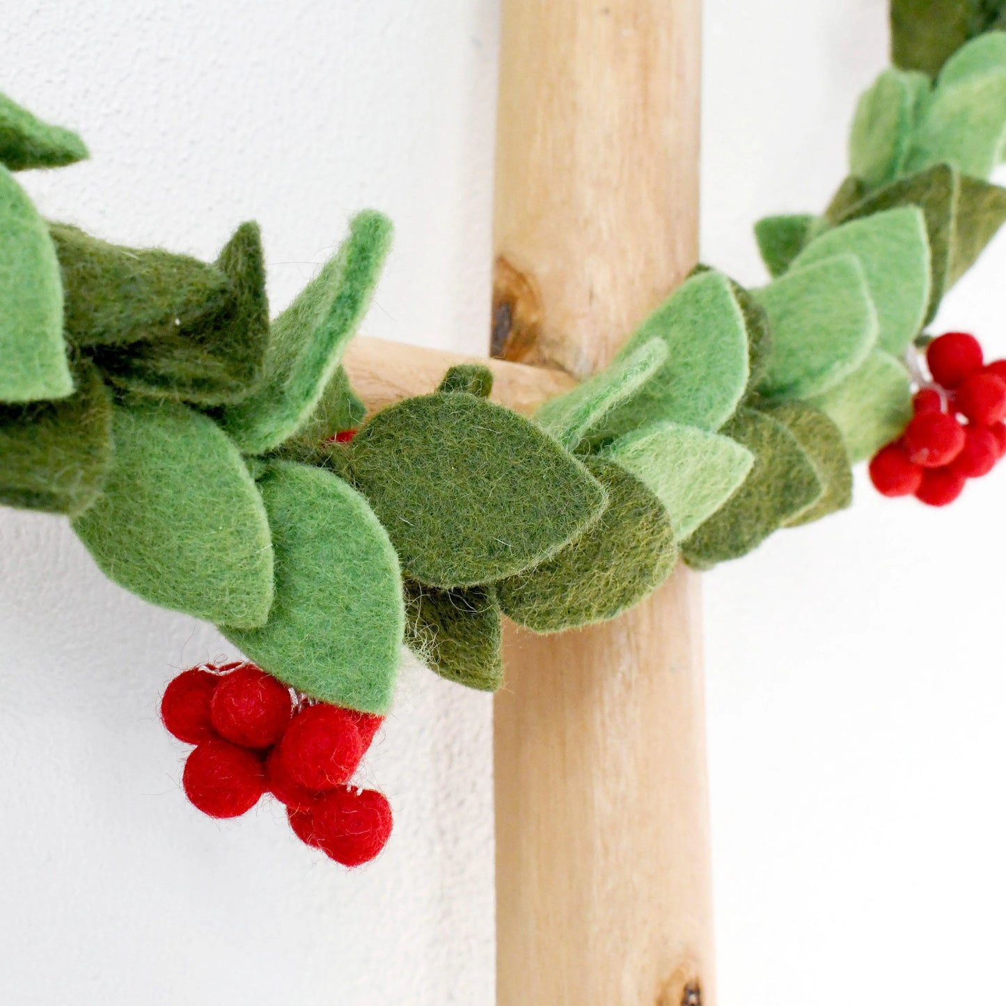 Tara Treasures Holly Christmas Garland