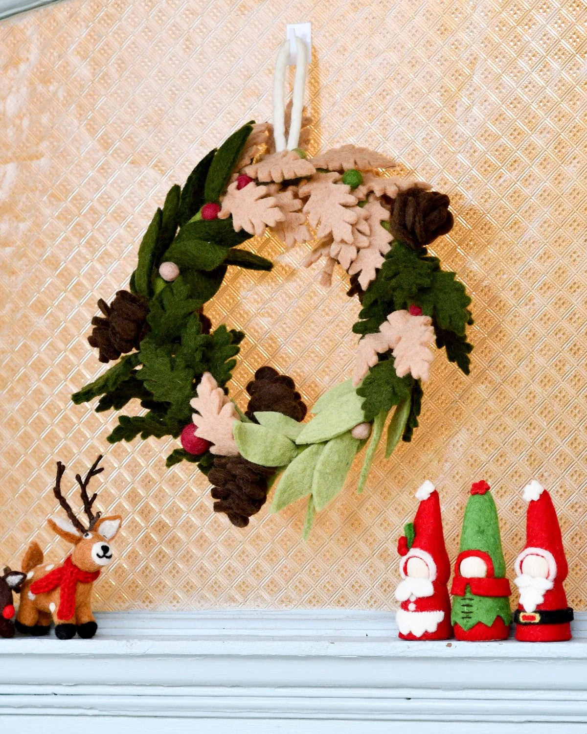 Tara Treasures Felt Rustic Christmas Wreath