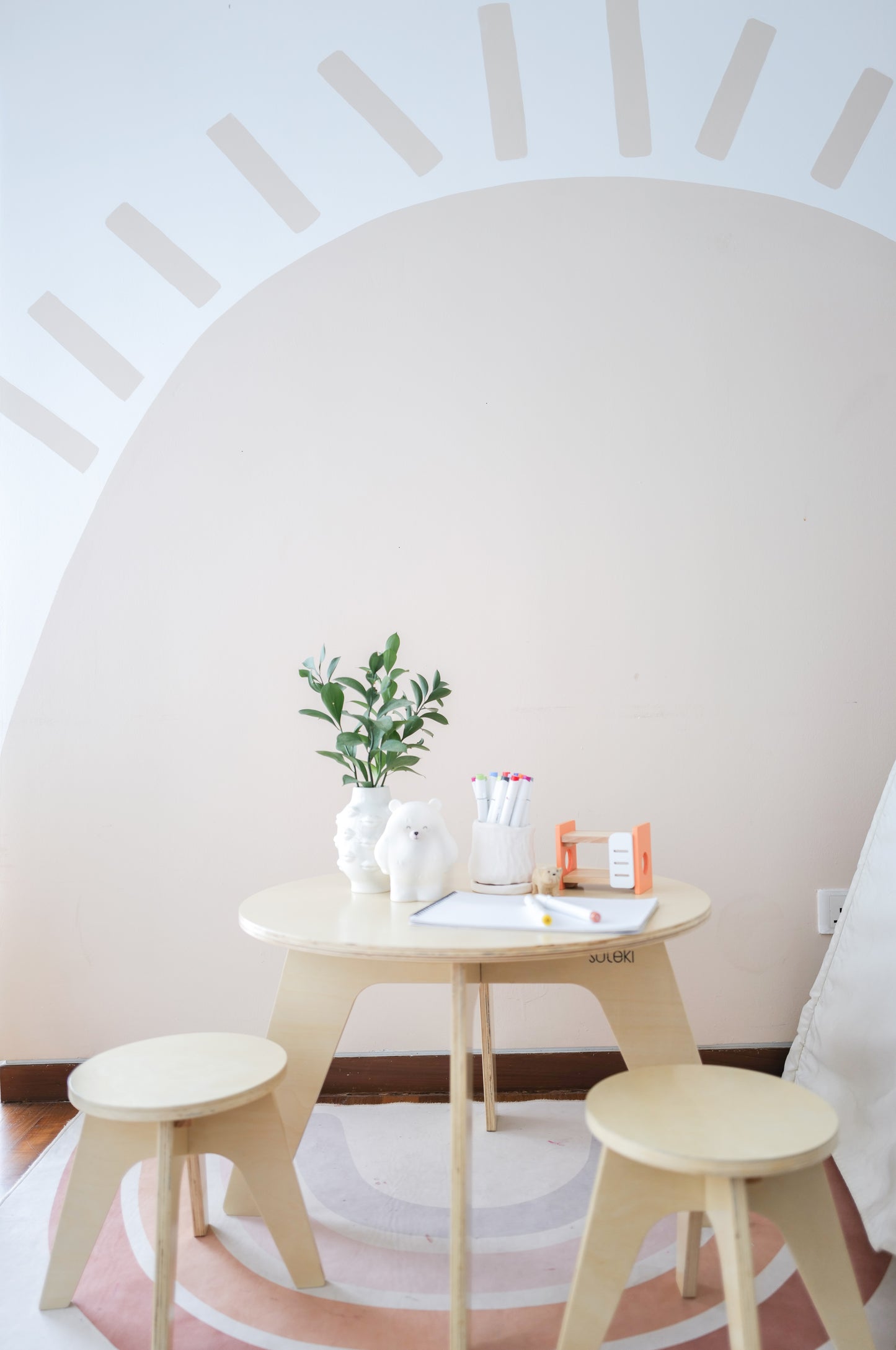 The Emma Table and Stools *AS-IS SALES*